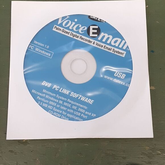 DateXX DV8 (16 MB, 7 Hours) Handheld Digital Voice Recorder - Picture 3 of 7